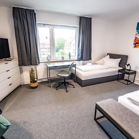 Modernisierte Haushaelfte Mit 4 Betten Apartment Brunsbuttel