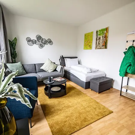 Apartment Modernisierte Haushaelfte Mit 4 Betten *