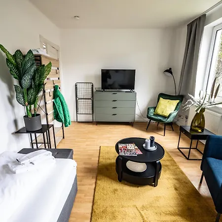Apartment Modernisierte Haushaelfte Mit 4 Betten *