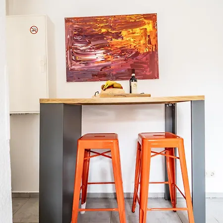 Modernisierte Haushaelfte Mit 4 Betten Apartment *